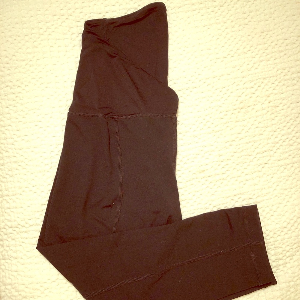 Cropped maternity yoga pants